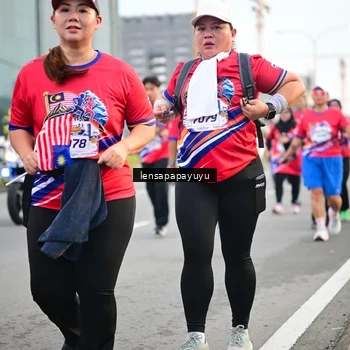 Runner Photo 6007876