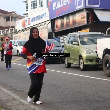 Runner Photo 6007892