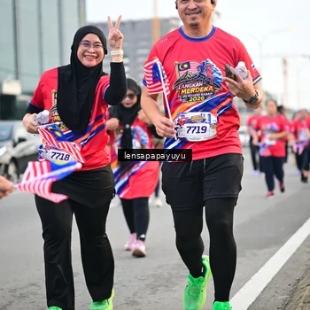 Runner Photo 6007903