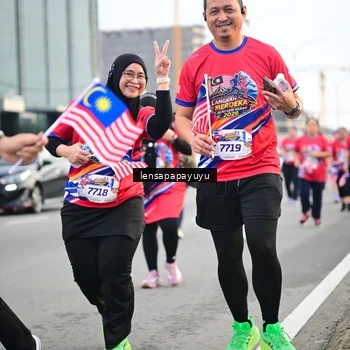 Runner Photo 6007909