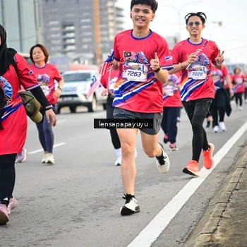 Runner Photo 6007919