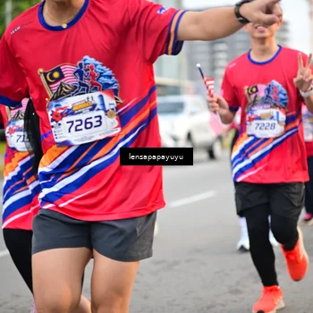 Runner Photo 6007925