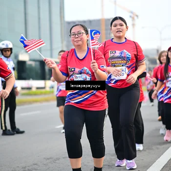 Runner Photo 6007940