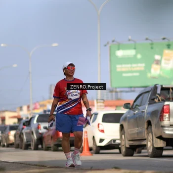 Runner Photo 6007945