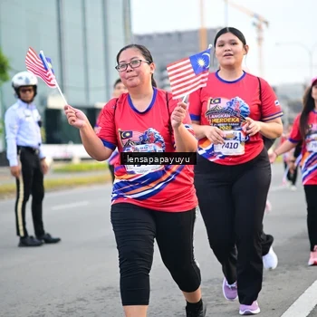 Runner Photo 6007946