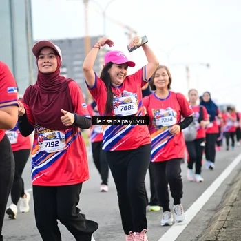 Runner Photo 6007949