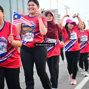 Runner Photo 6007952