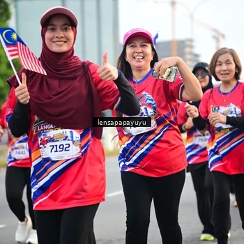 Runner Photo 6007955