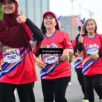 Runner Photo 6007962