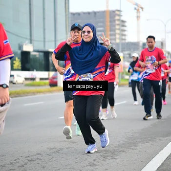 Runner Photo 6007967