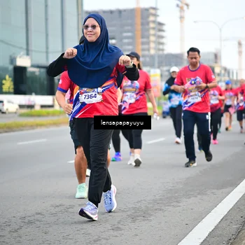 Runner Photo 6007971