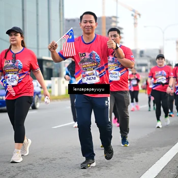 Runner Photo 6007995