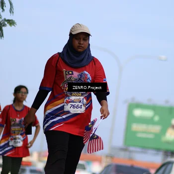 Runner Photo 6007999