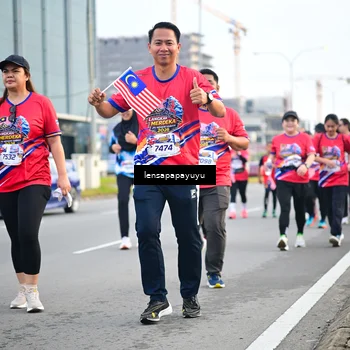 Runner Photo 6008001