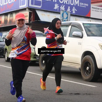 Runner Photo 6008004