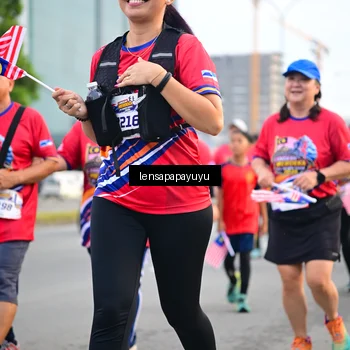 Runner Photo 6008007