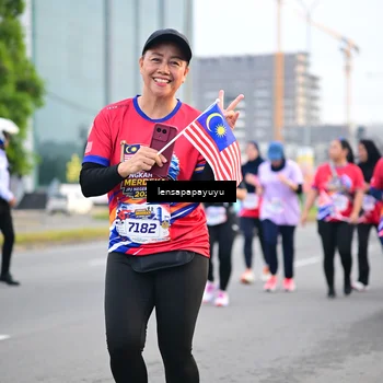 Runner Photo 6008047