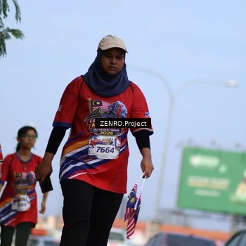 Runner Photo 6008054