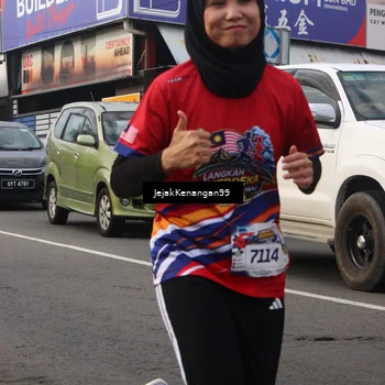 Runner Photo 6008062
