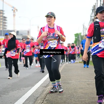 Runner Photo 6008064