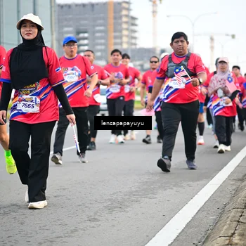 Runner Photo 6008069