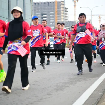 Runner Photo 6008072
