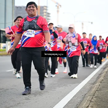 Runner Photo 6008078