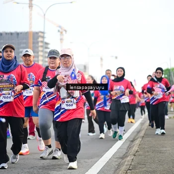 Runner Photo 6008088