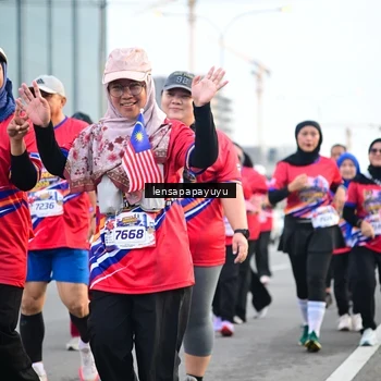 Runner Photo 6008089