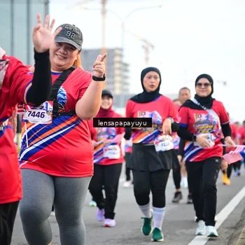 Runner Photo 6008094