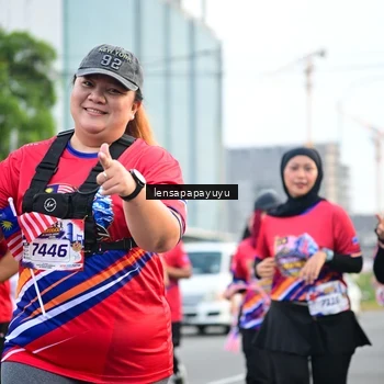 Runner Photo 6008099