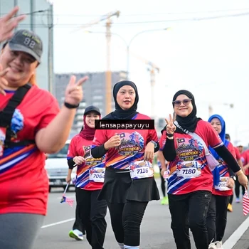 Runner Photo 6008103