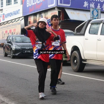 Runner Photo 6008110