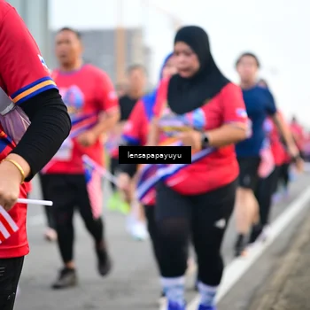 Runner Photo 6008112