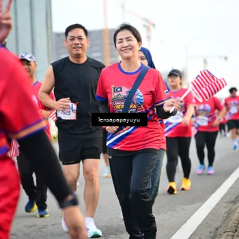 Runner Photo 6008113