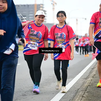 Runner Photo 6008129