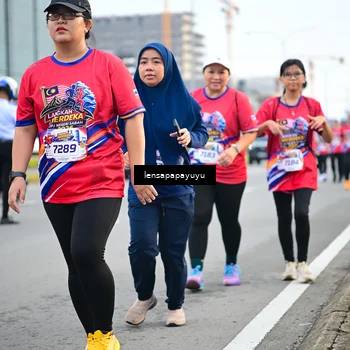 Runner Photo 6008131