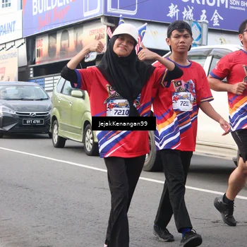 Runner Photo 6008142