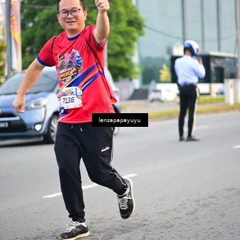 Runner Photo 6008145