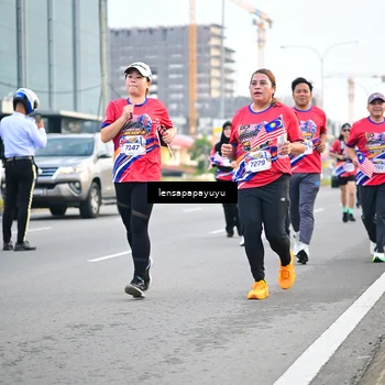 Runner Photo 6008151