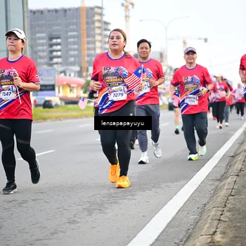 Runner Photo 6008155