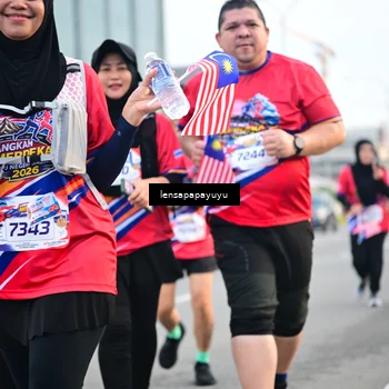 Runner Photo 6008171