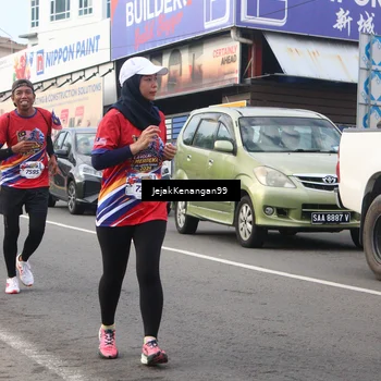 Runner Photo 6008172