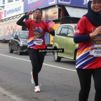 Runner Photo 6008191