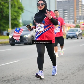 Runner Photo 6008193
