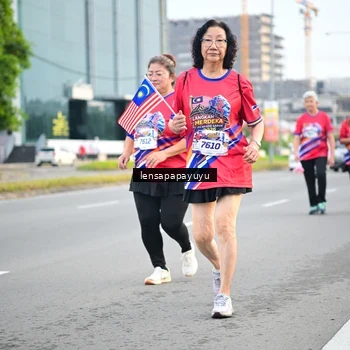 Runner Photo 6008215