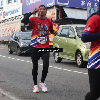 Runner Photo 6008216