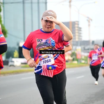 Runner Photo 6008219