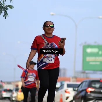 Runner Photo 6008240