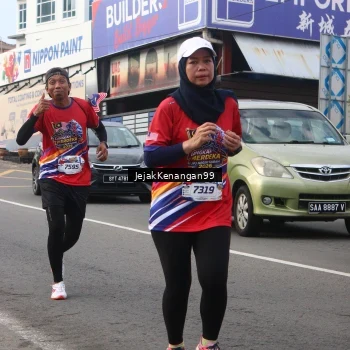 Runner Photo 6008247